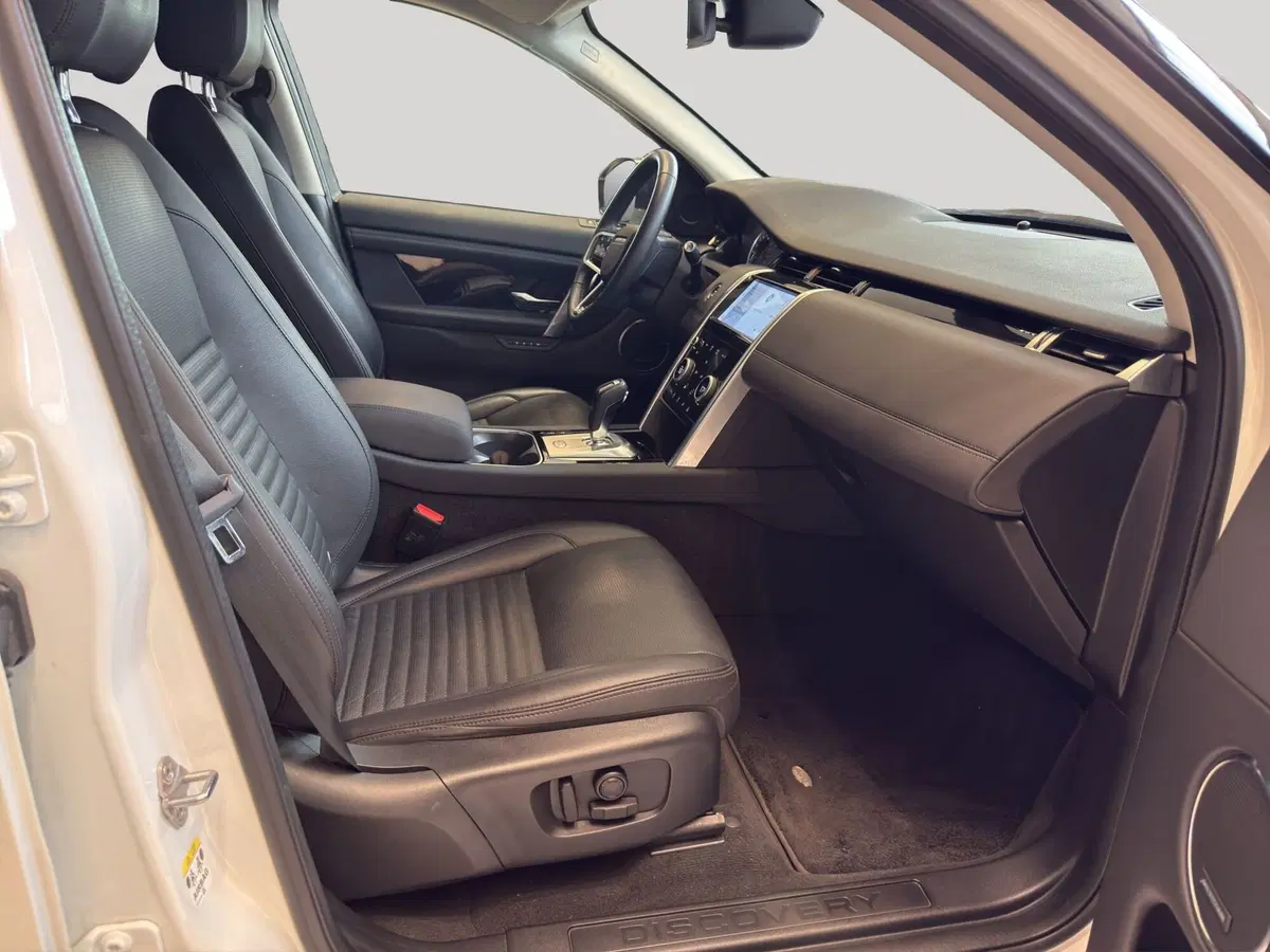 Land Rover Discovery Sport usata a Latina (3)