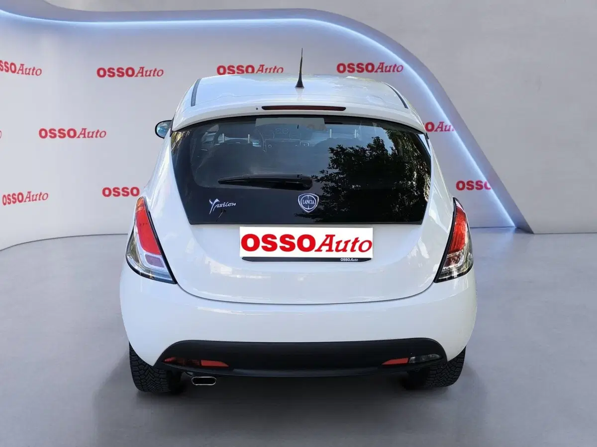 Lancia Ypsilon usata a Udine (6)