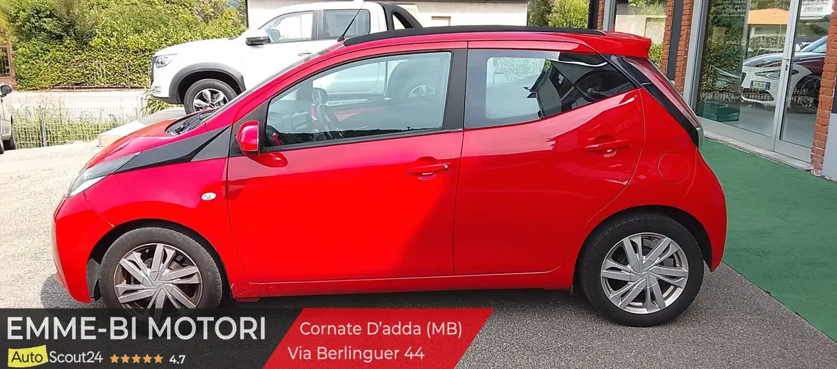 Toyota Aygo usata a Lecco (6)