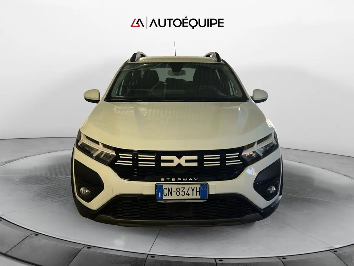 Dacia Sandero usata a Roma (8)
