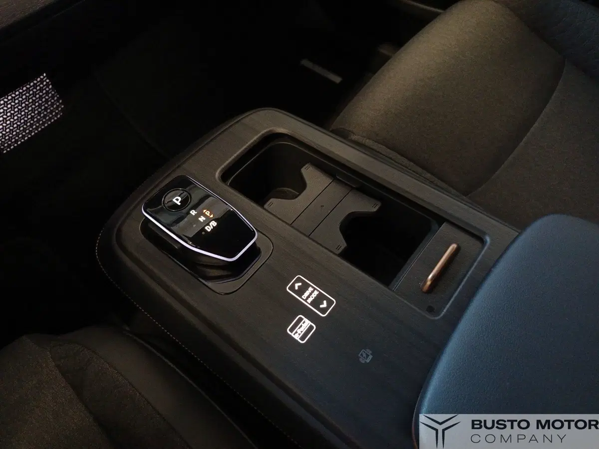 Nissan Ariya usata a Varese (15)