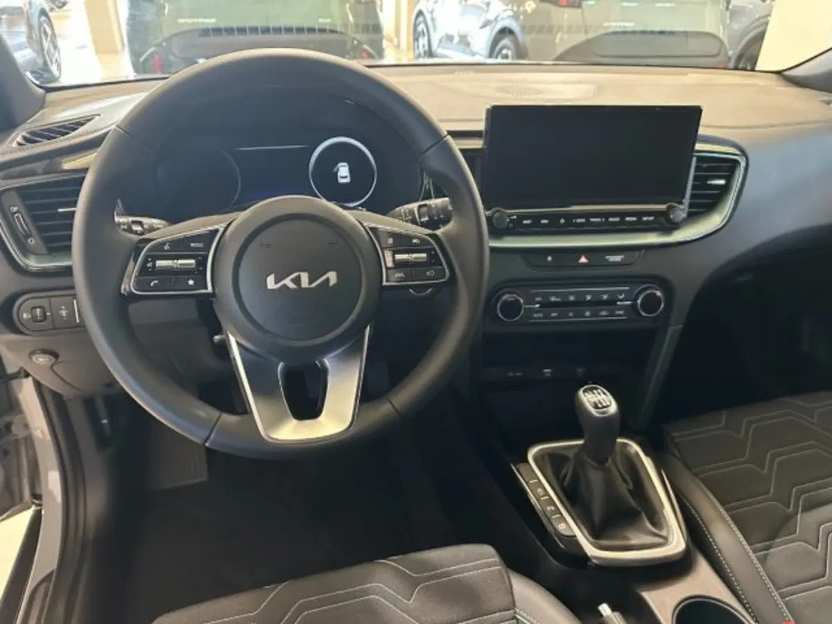 Kia XCeed nuova a Vicenza (7)