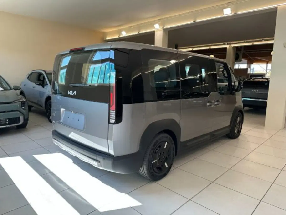 Kia PV5 nuova a Vicenza (3)