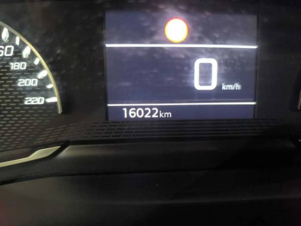 Peugeot 208 usata a Caltanissetta (17)