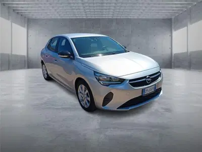 Opel Corsa 1.5 D 100 CV Edition del 2023 usata a Bari