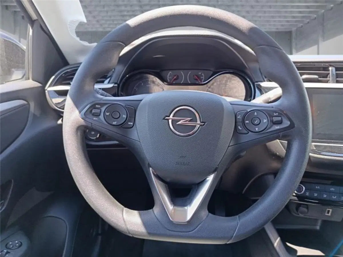 Opel Corsa usata a Bari (12)