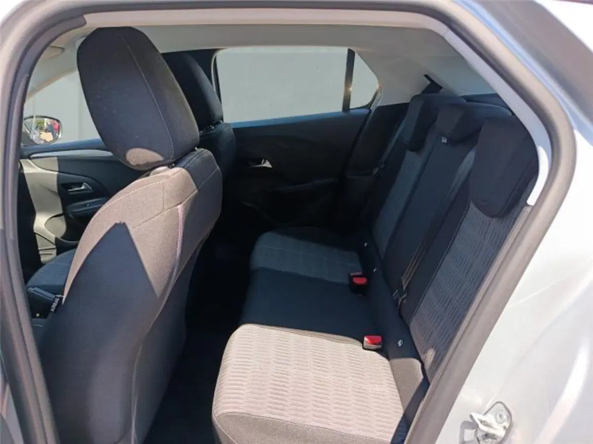 Opel Corsa usata a Bari (14)