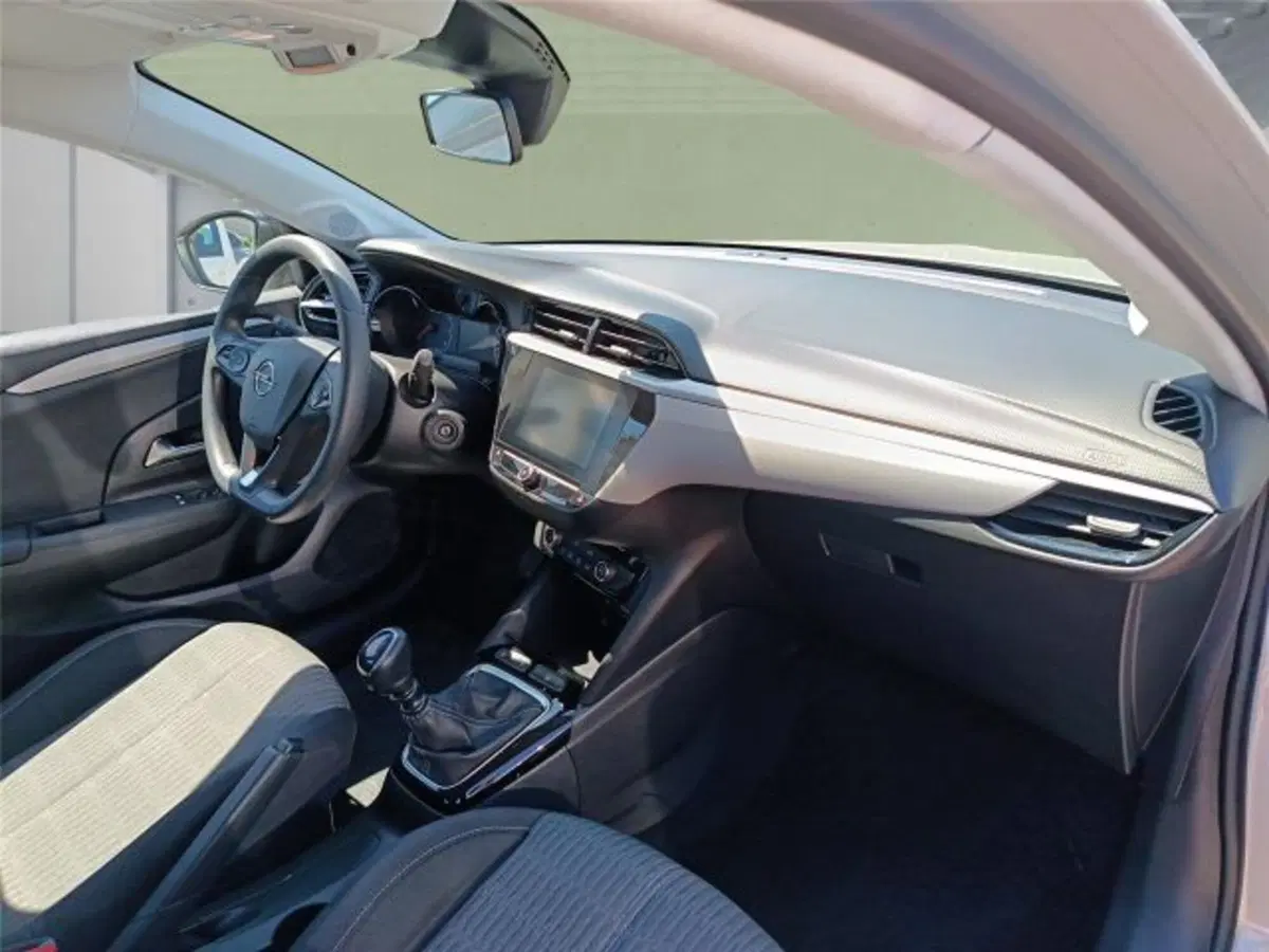 Opel Corsa usata a Bari (9)
