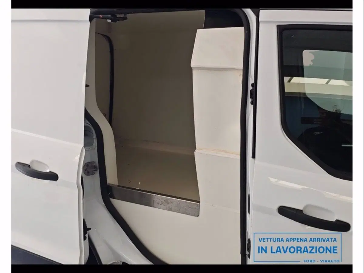 Ford Transit Connect Furgone usata a Catania (13)