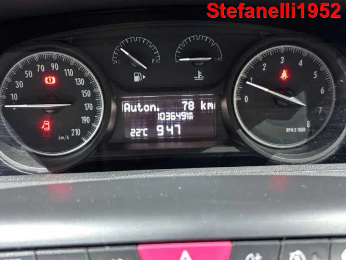 Lancia Ypsilon usata a Bologna (12)