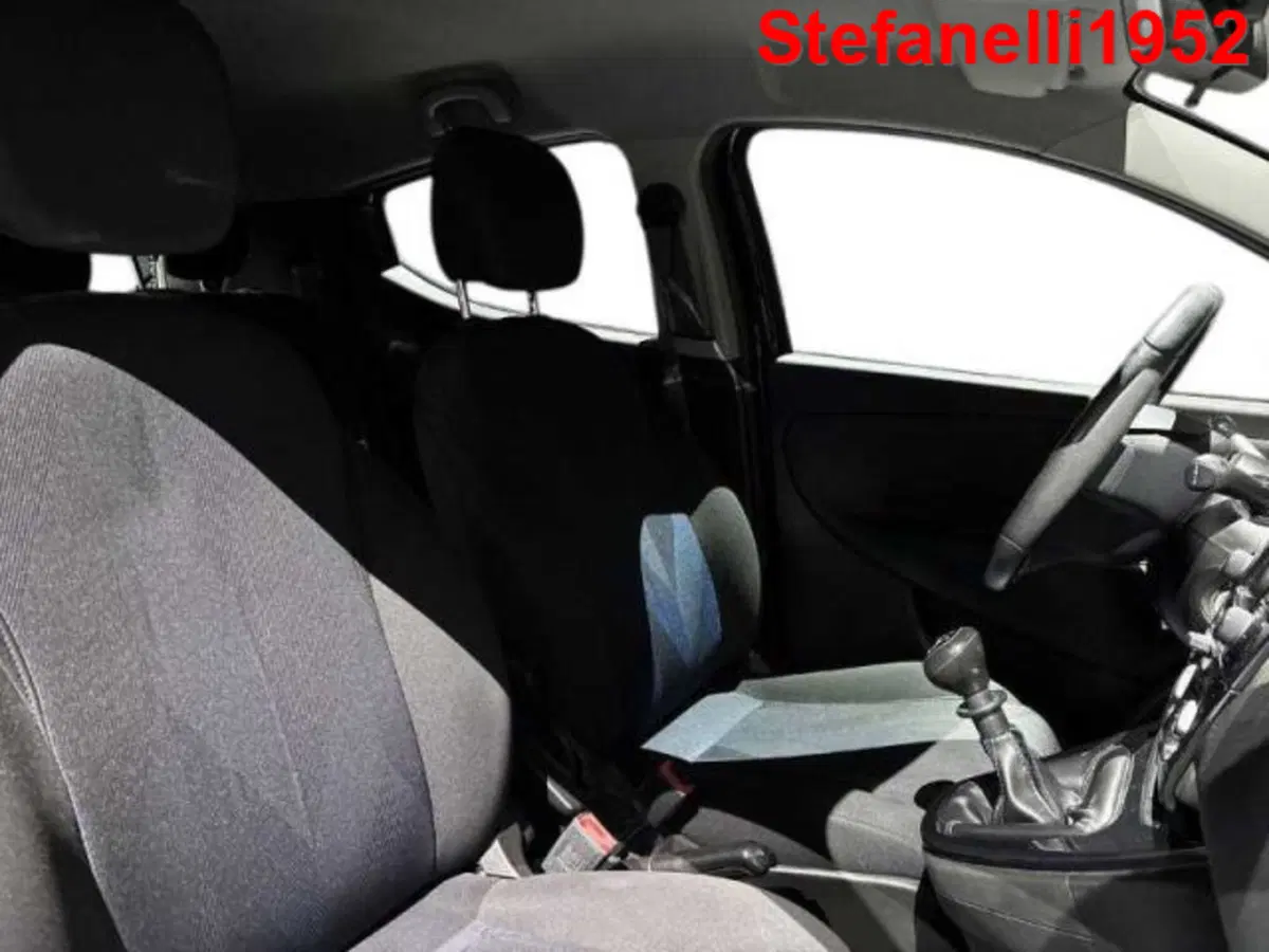 Lancia Ypsilon usata a Bologna (16)