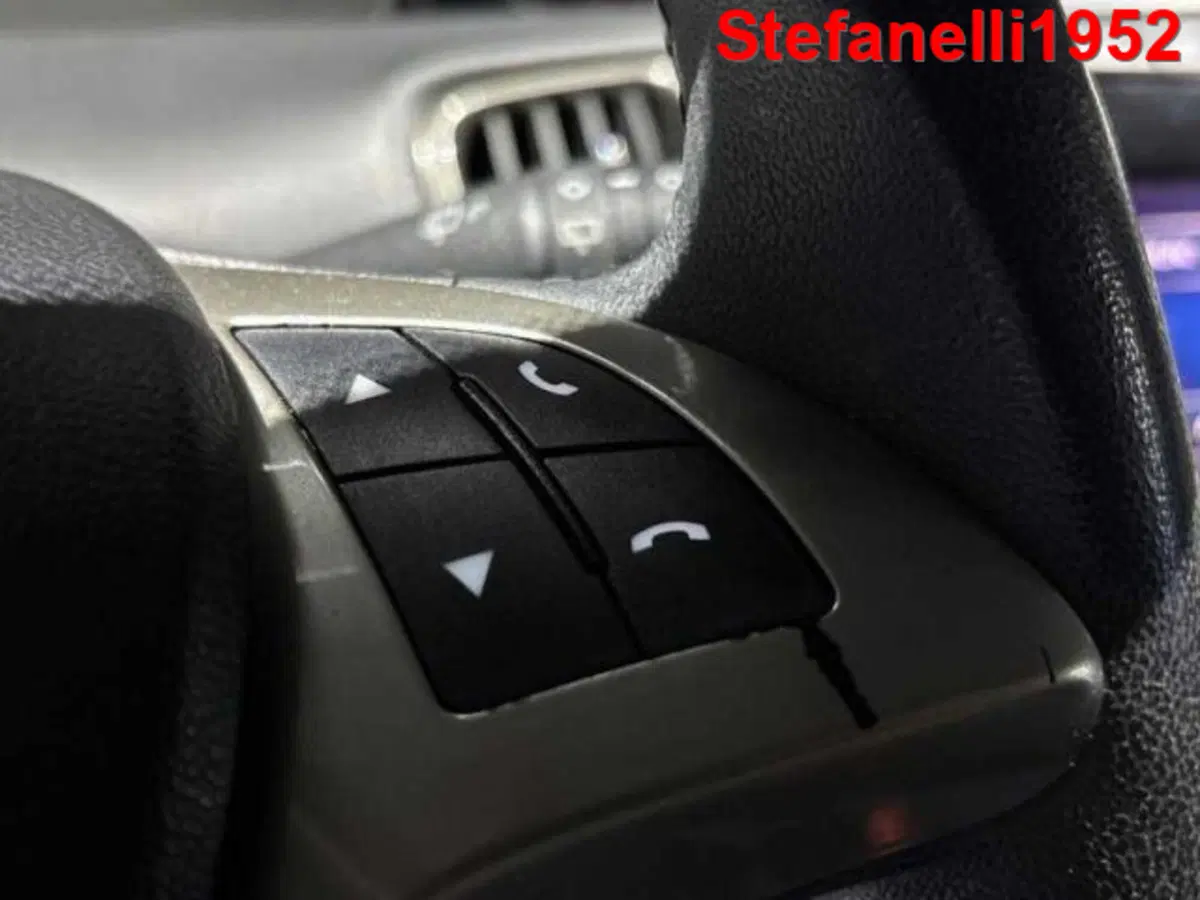 Lancia Ypsilon usata a Bologna (19)