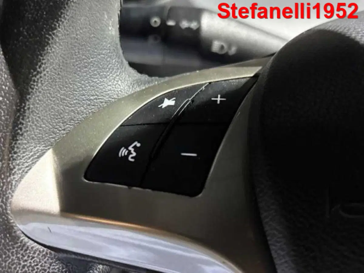 Lancia Ypsilon usata a Bologna (20)