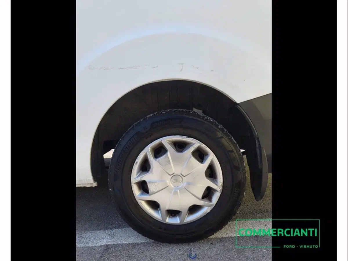 Ford Transit Custom Furgone usata a Catania (15)