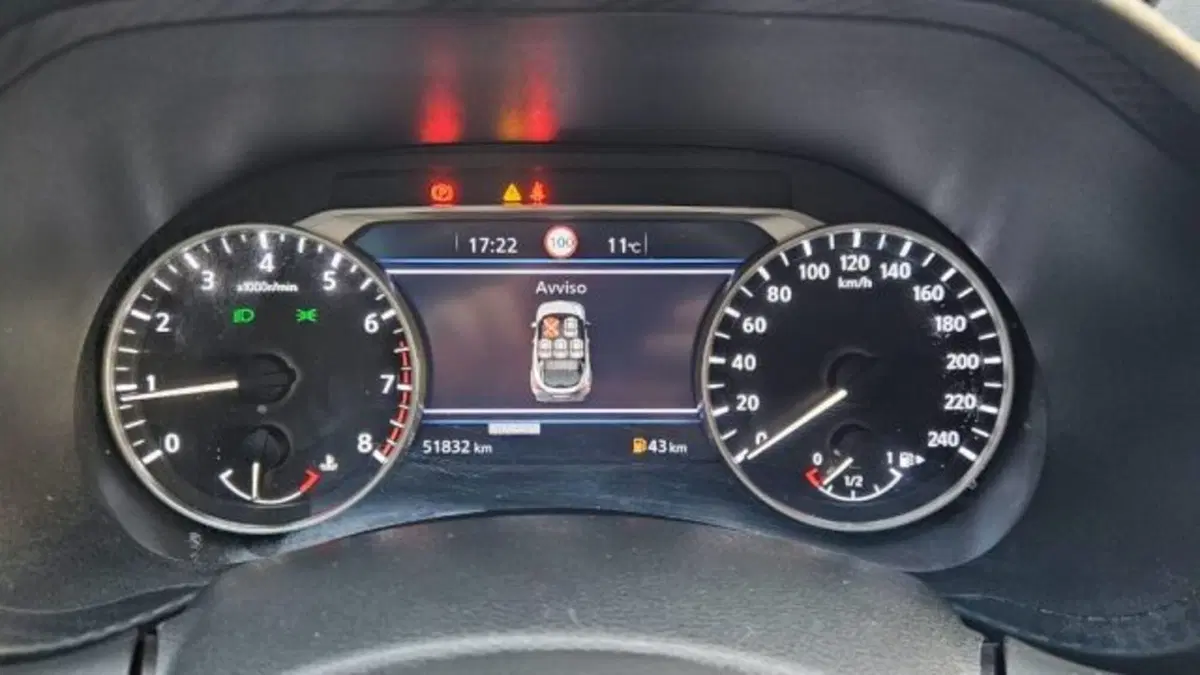 Nissan Juke usata a Lucca (14)