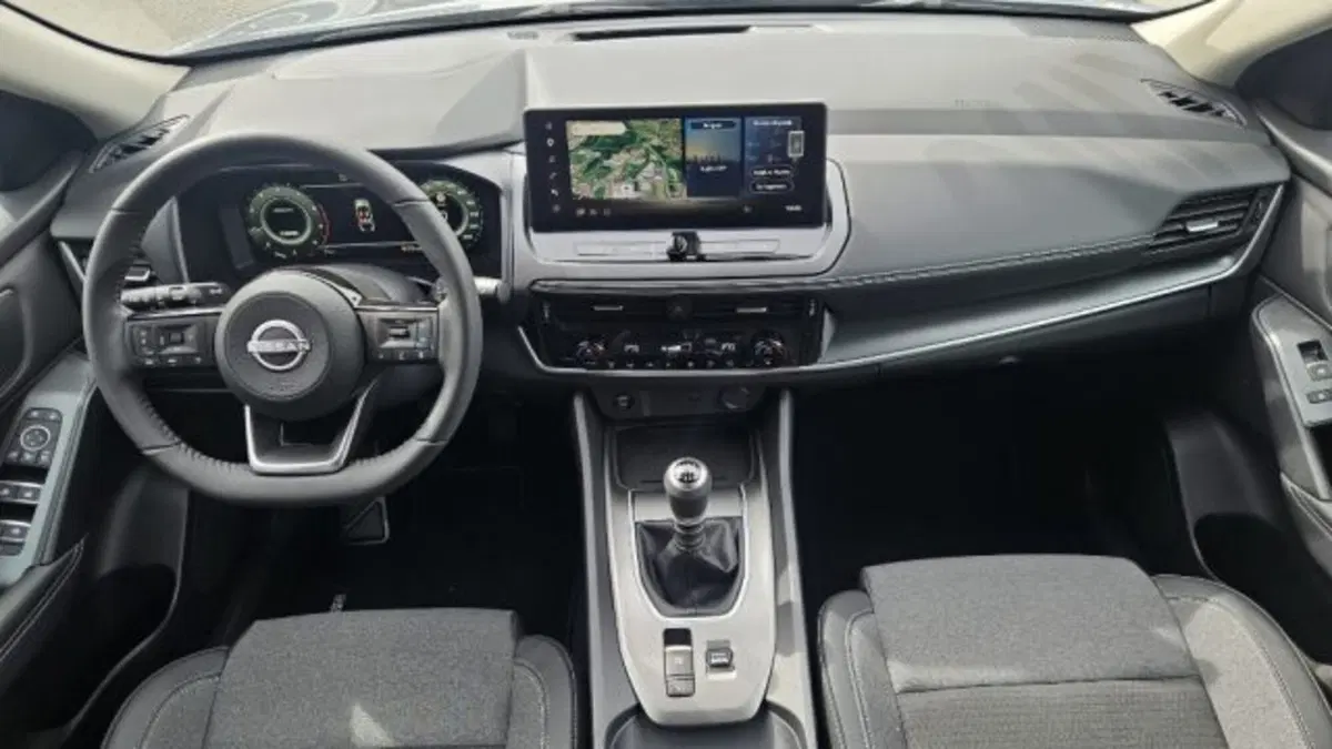 Nissan Qashqai nuova a Lucca (16)