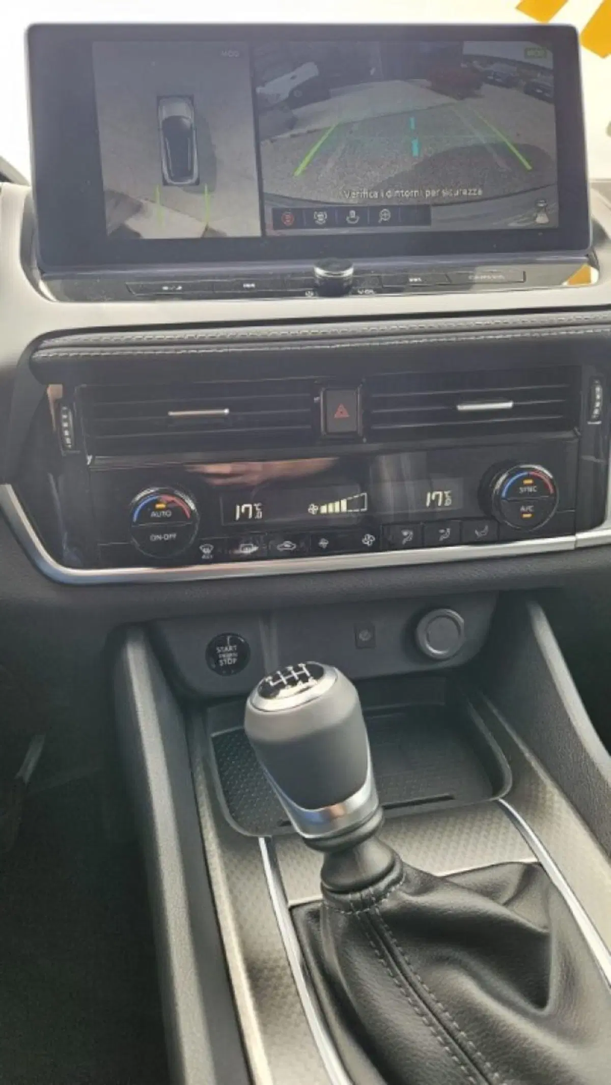 Nissan Qashqai nuova a Lucca (9)