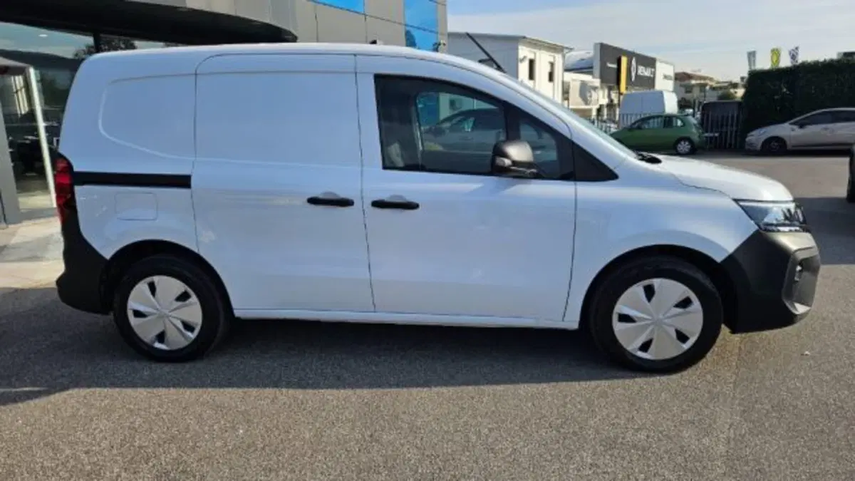 Nissan Townstar usata a Lucca (3)