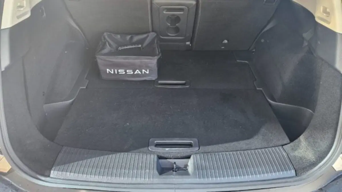 Nissan X-Trail usata a Lucca (10)