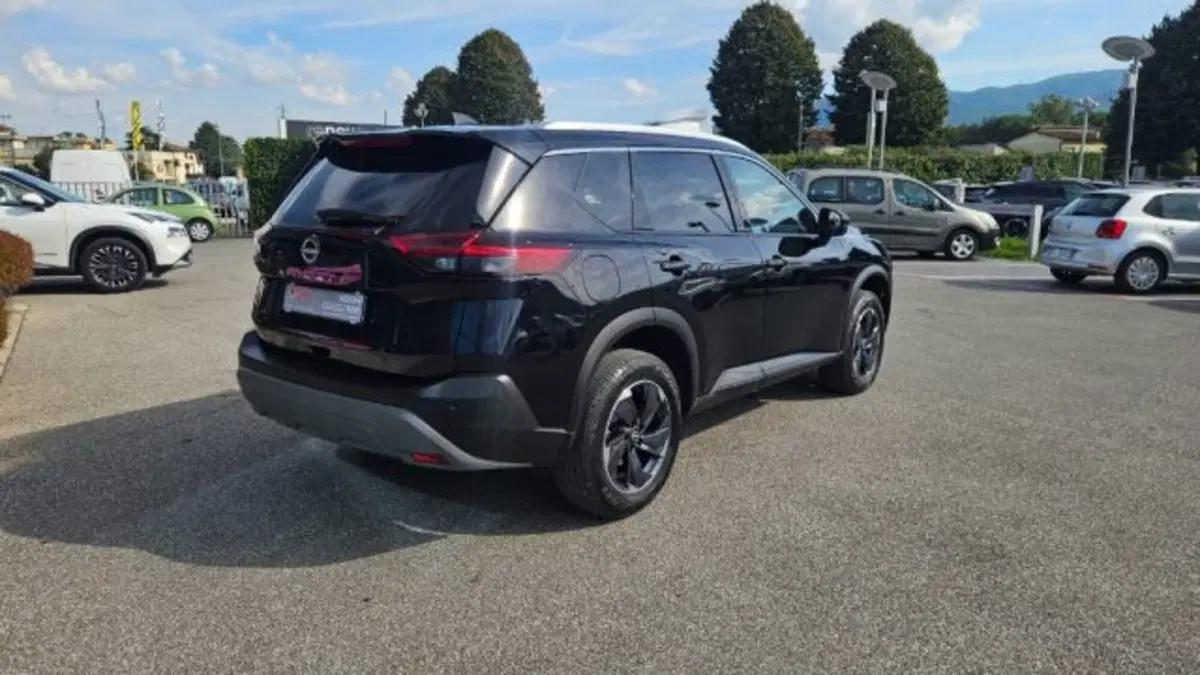 Nissan X-Trail usata a Lucca (4)