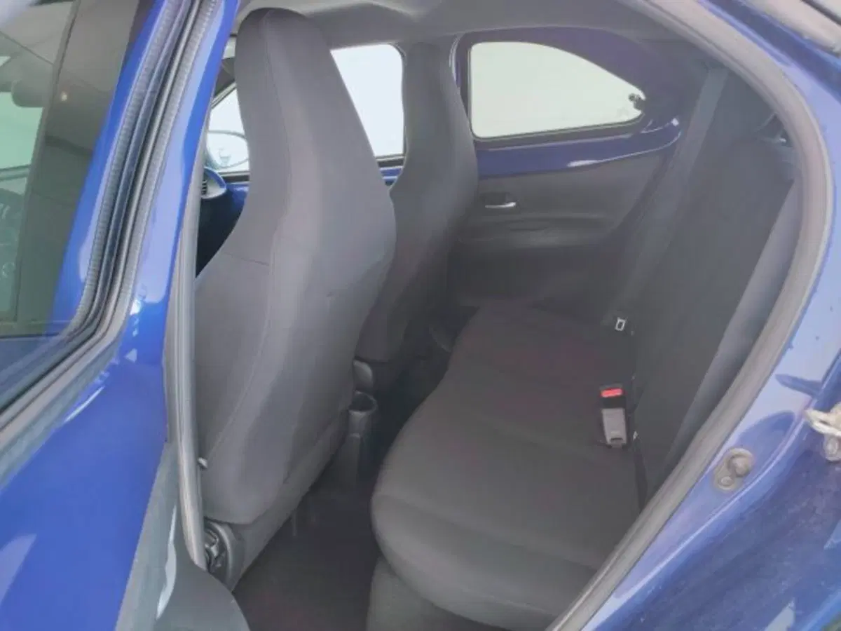 Toyota Aygo X usata a Teramo (11)