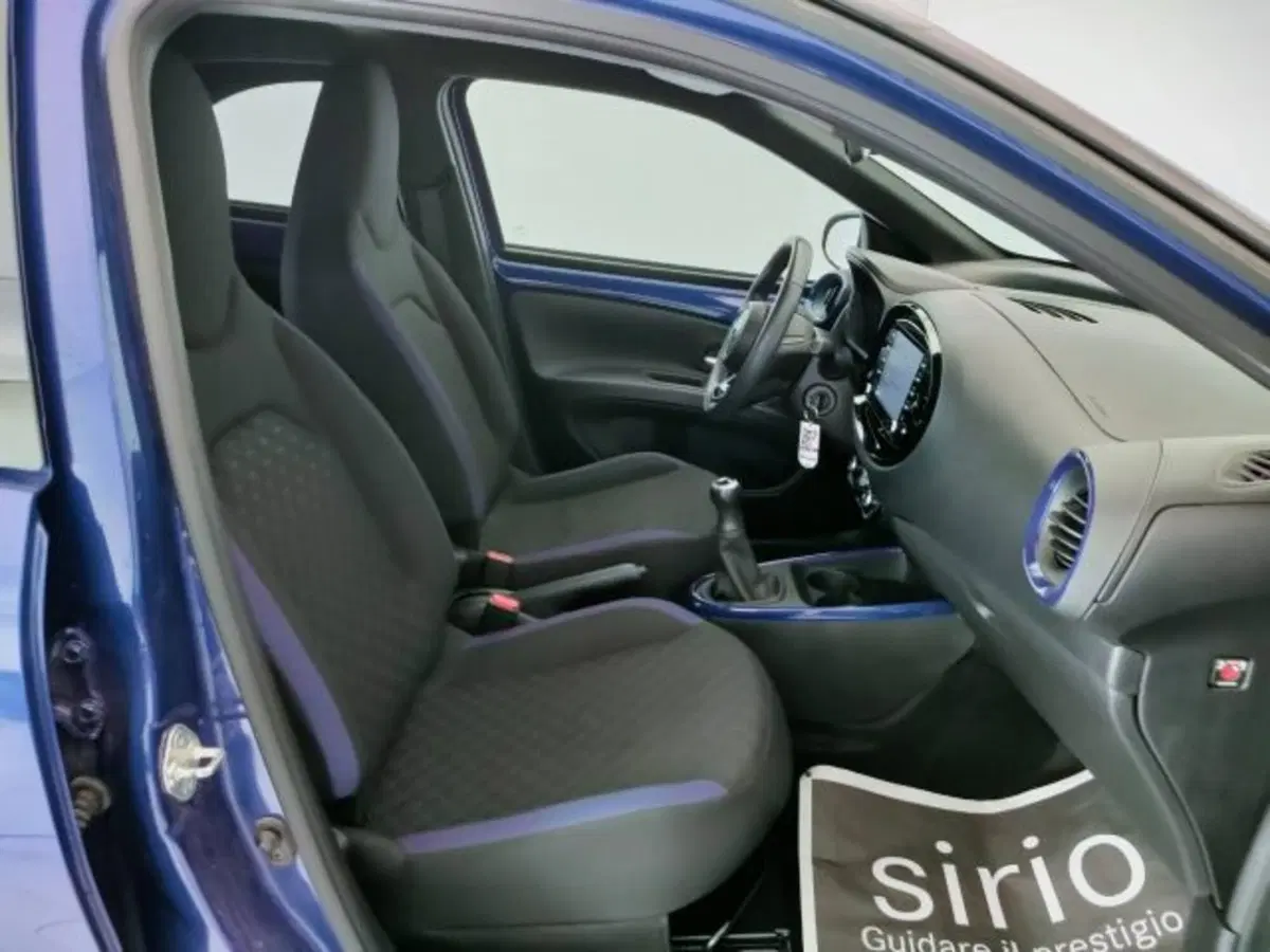 Toyota Aygo X usata a Teramo (13)