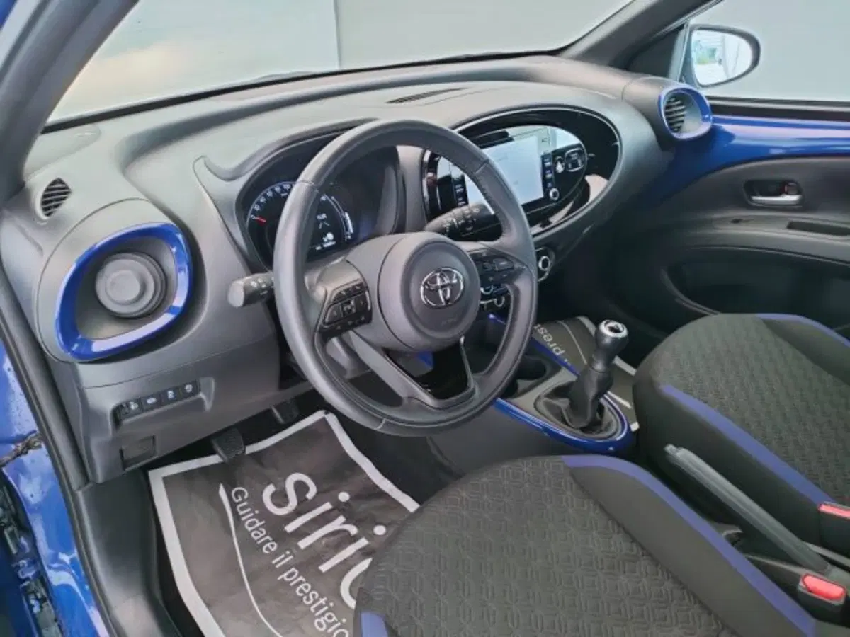 Toyota Aygo X usata a Teramo (14)