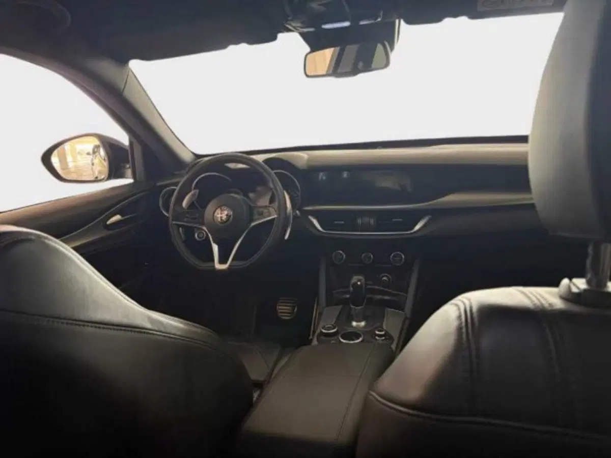 Alfa Romeo Stelvio usata a Caltanissetta (15)