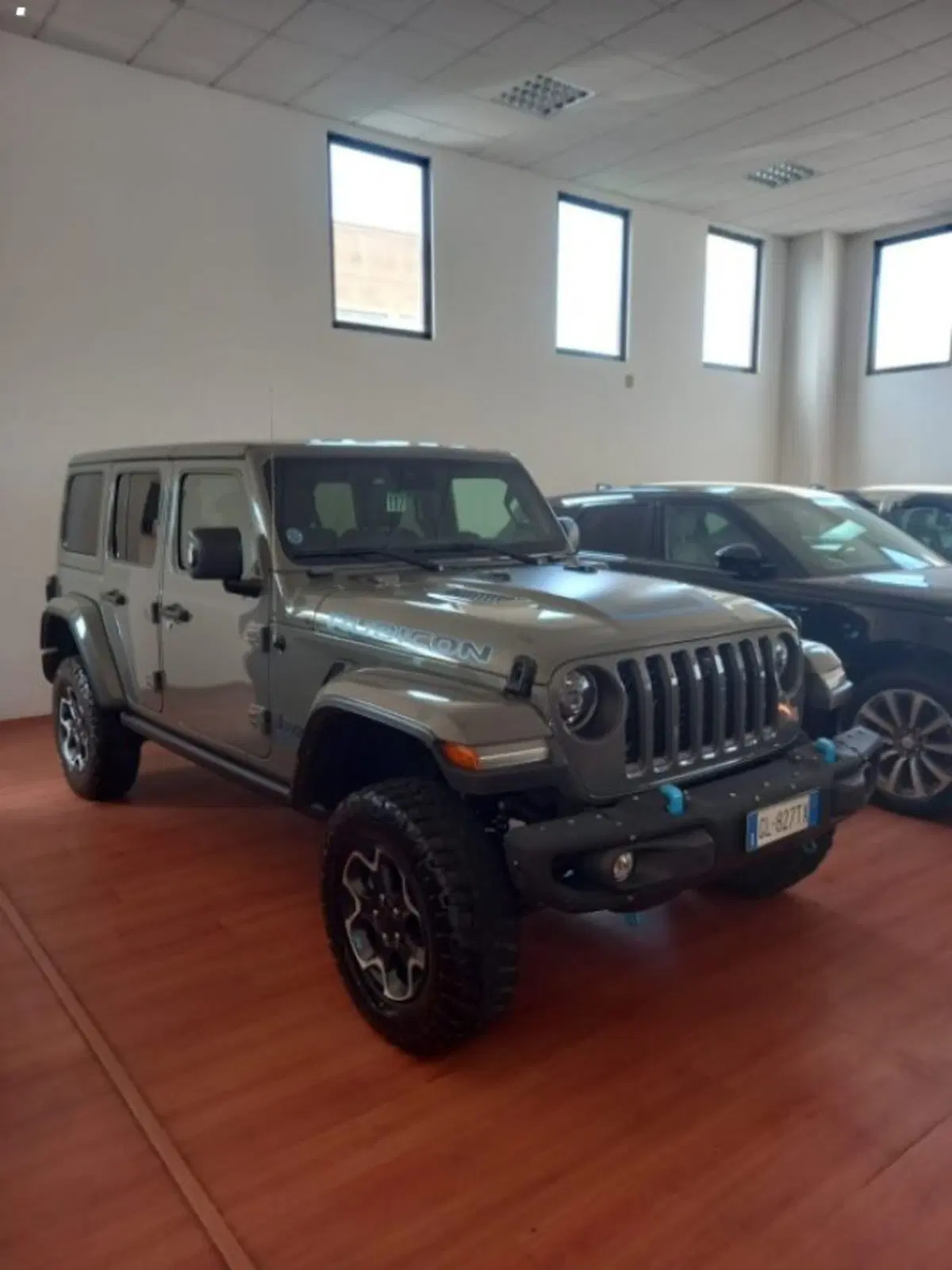 Jeep Wrangler Unlimited usata a Lucca (3)