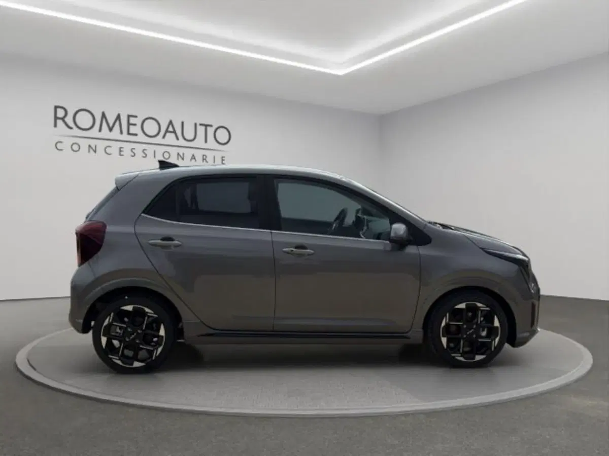Kia Picanto nuova a Perugia (7)