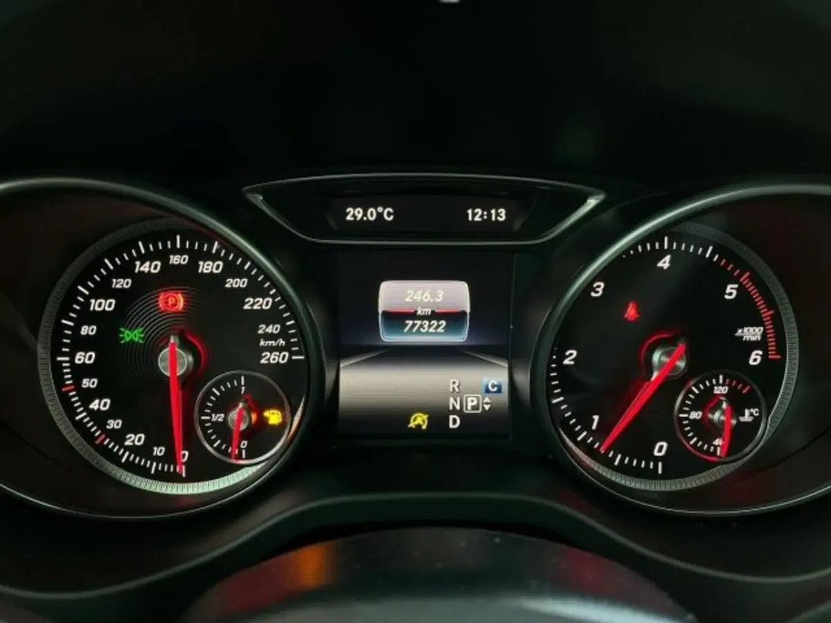 Mercedes-Benz GLA SUV usata a Verona (8)