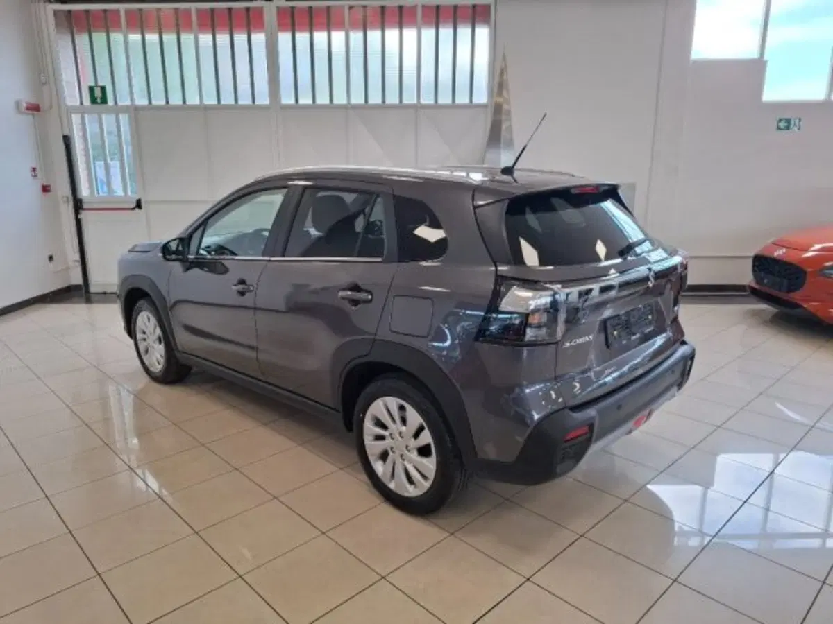 Suzuki S-Cross nuova a Reggio Emilia (3)