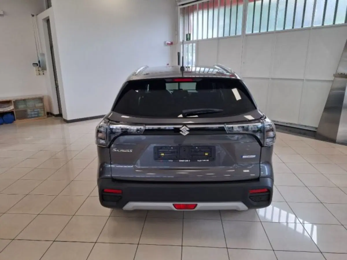 Suzuki S-Cross nuova a Reggio Emilia (4)