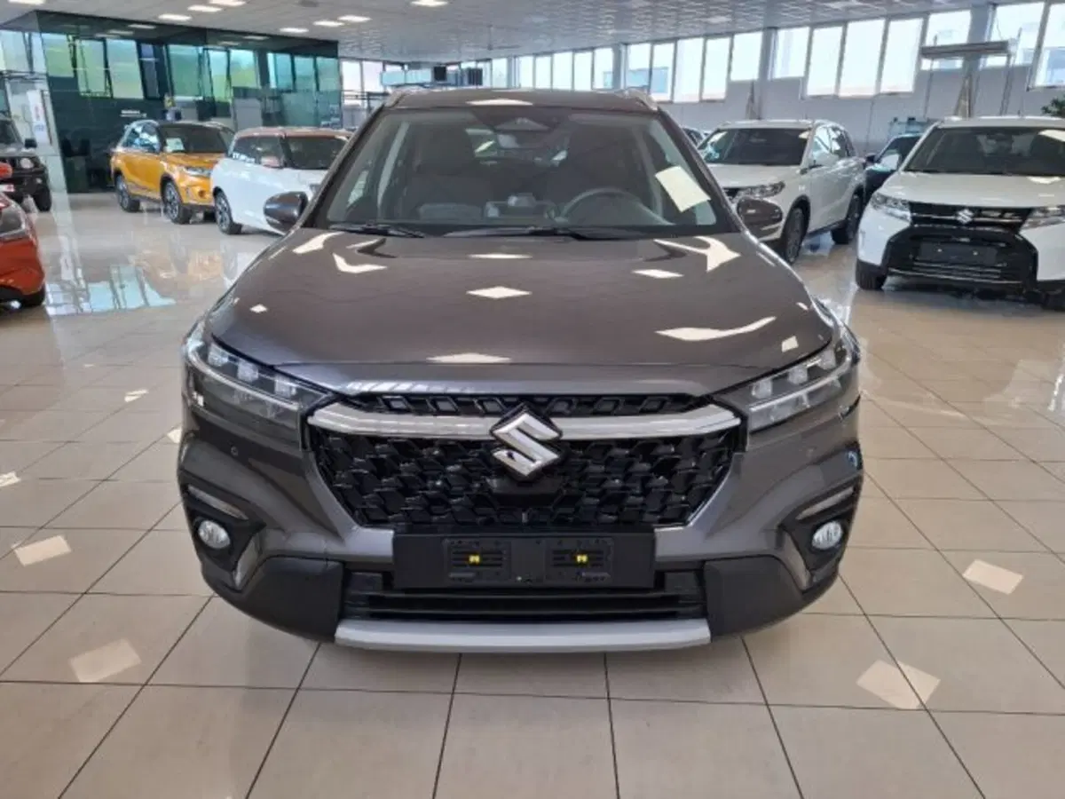 Suzuki S-Cross nuova a Reggio Emilia (8)