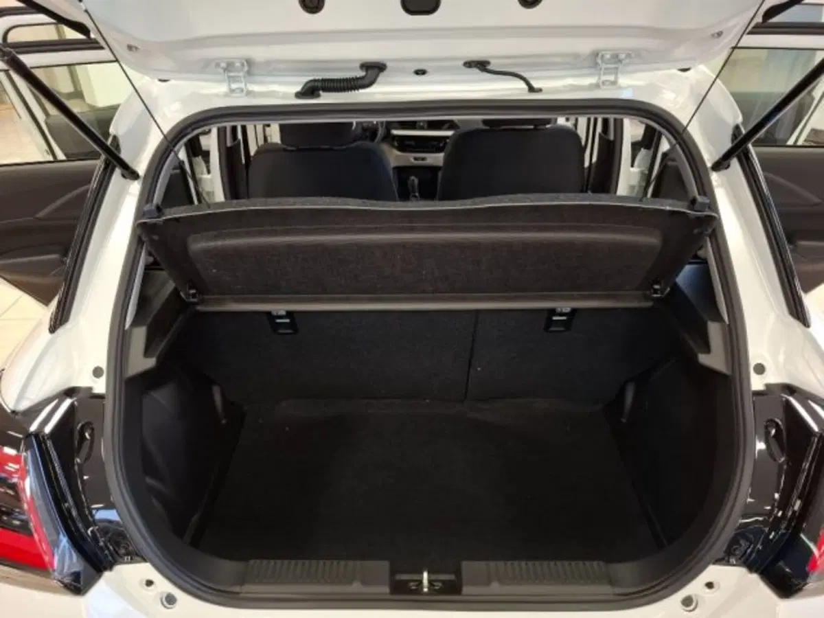 Suzuki Swift nuova a Reggio Emilia (17)