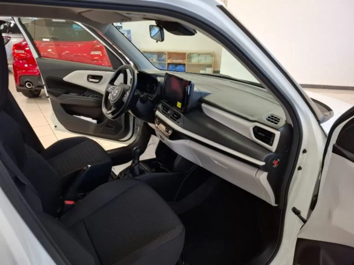 Suzuki Swift nuova a Reggio Emilia (18)