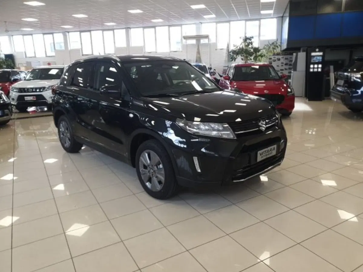 Suzuki Vitara nuova a Reggio Emilia (8)