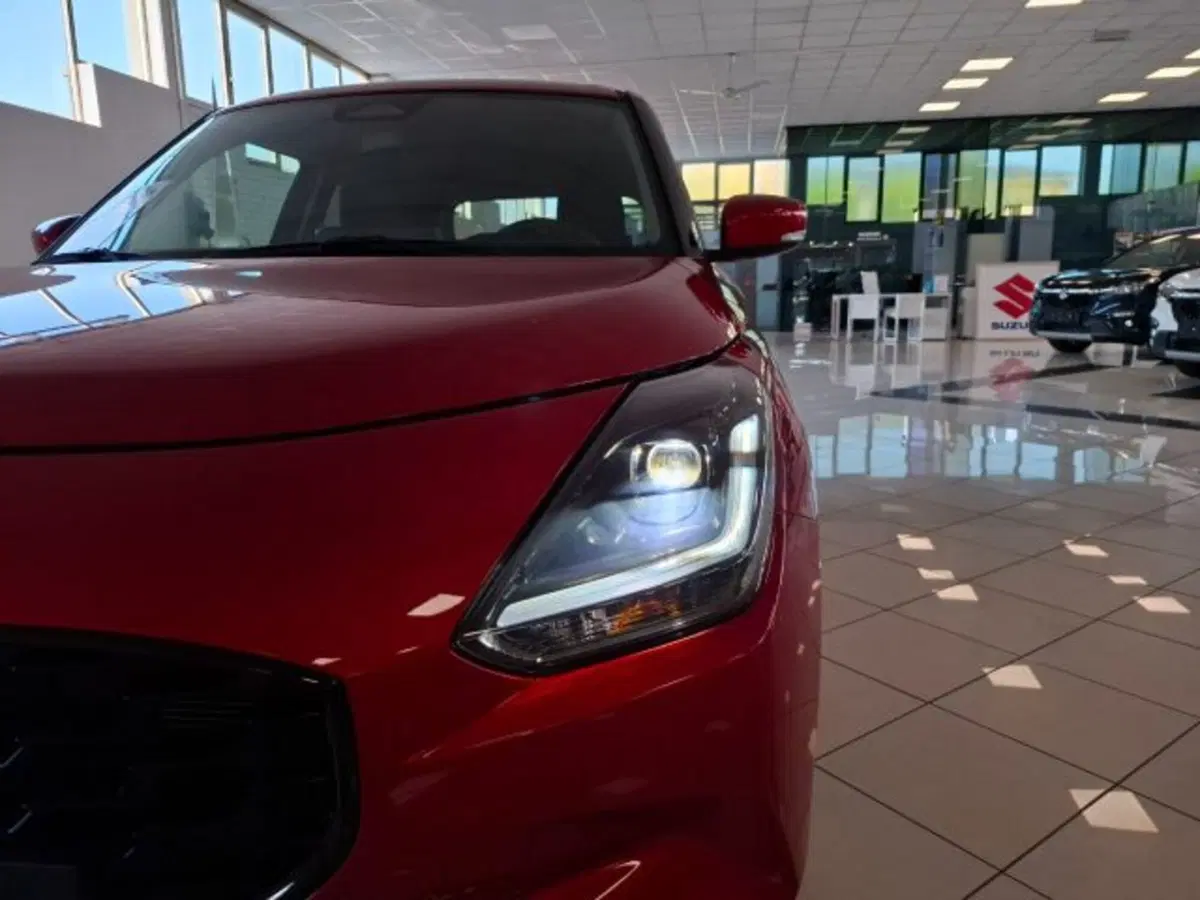 Suzuki Swift nuova a Reggio Emilia (14)