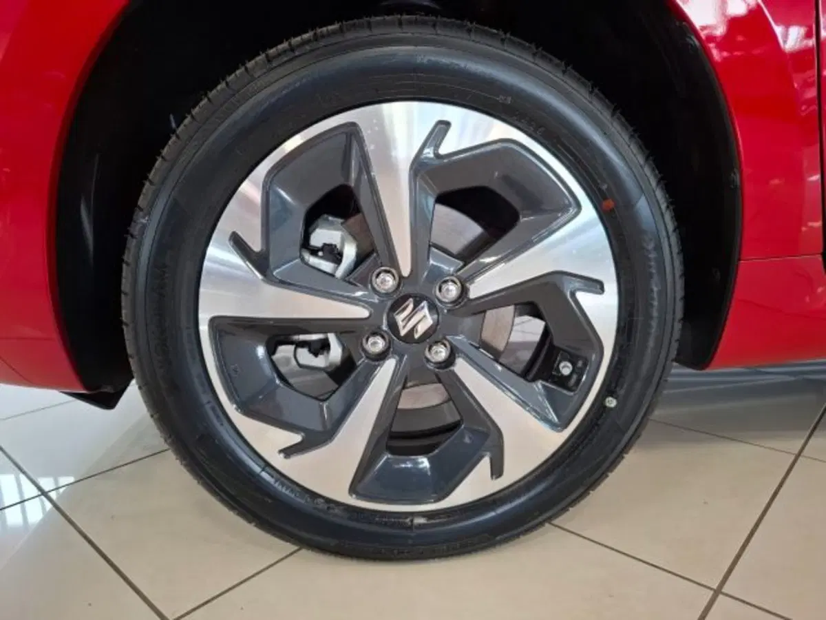 Suzuki Swift nuova a Reggio Emilia (15)