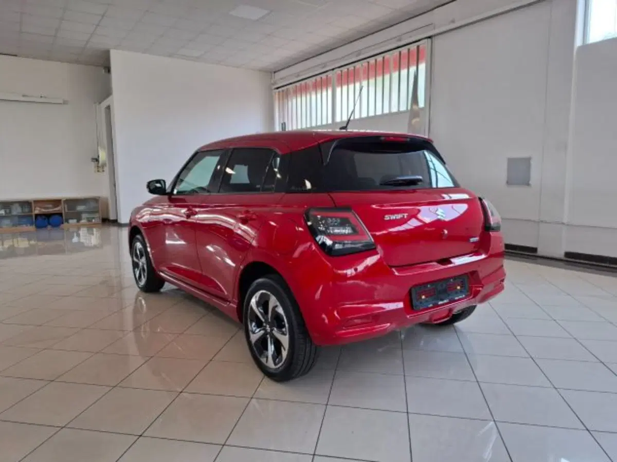 Suzuki Swift nuova a Reggio Emilia (3)