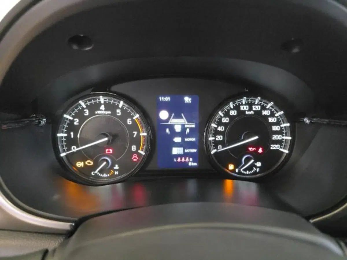 Suzuki Vitara nuova a Reggio Emilia (17)