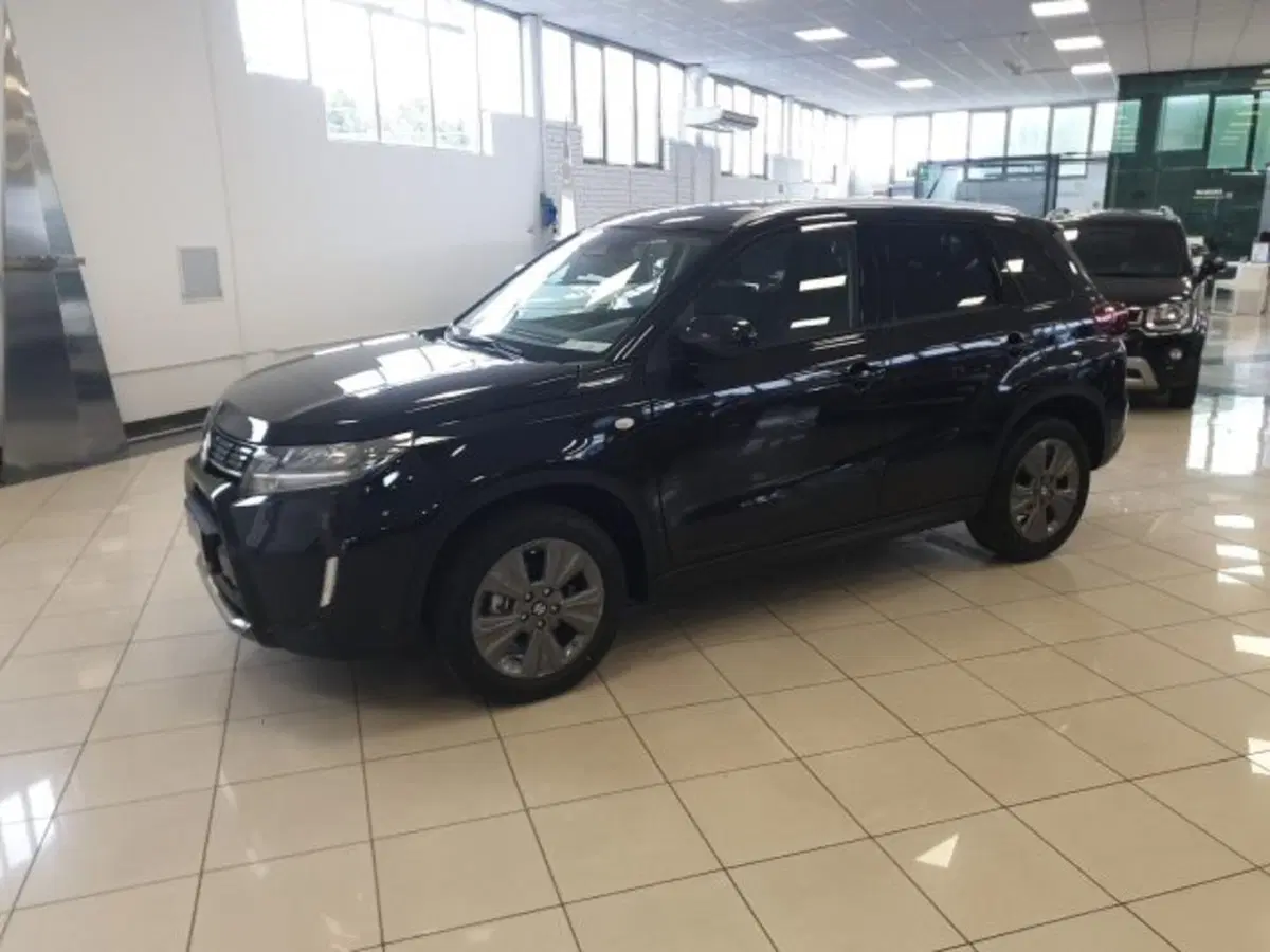 Suzuki Vitara nuova a Reggio Emilia (2)