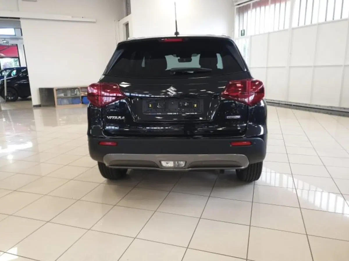 Suzuki Vitara nuova a Reggio Emilia (5)