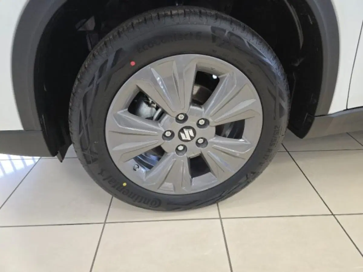 Suzuki Vitara nuova a Reggio Emilia (20)
