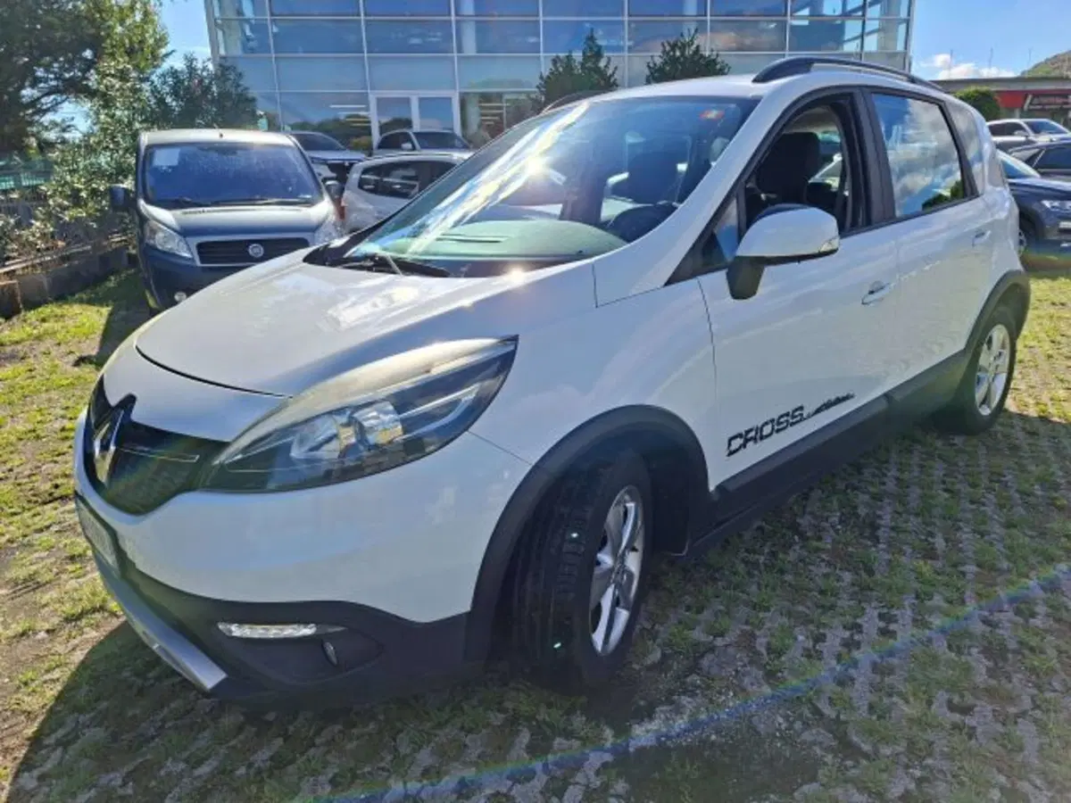 Renault Scenic E-Tech Electric usata a Como