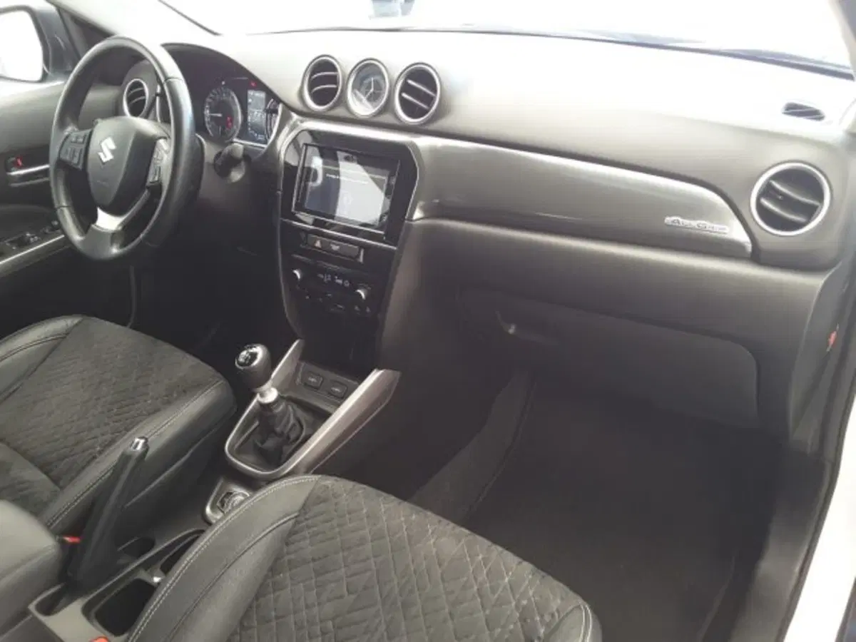 Suzuki Vitara usata a Firenze (11)