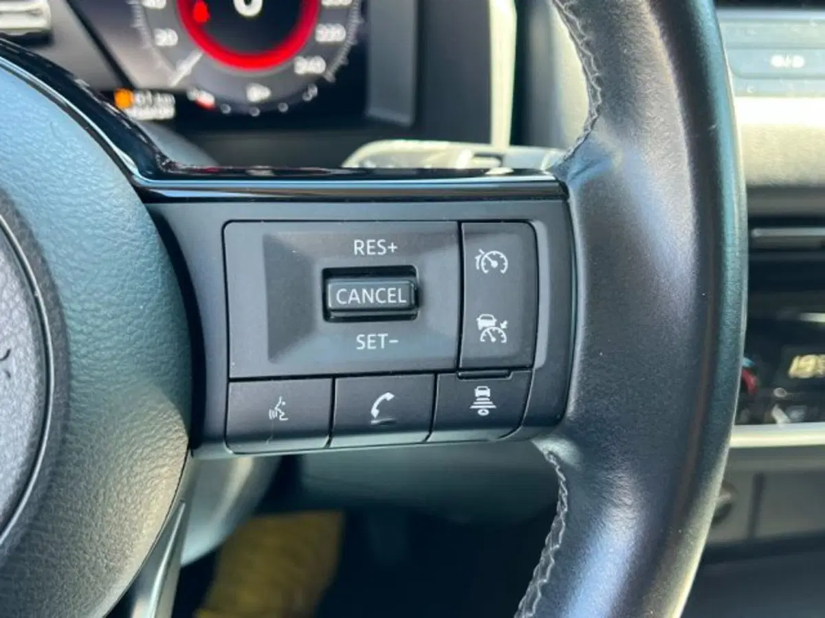 Nissan Qashqai usata a Taranto (16)
