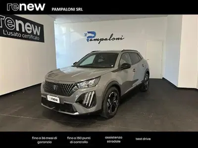 Peugeot 2008 1.2 puretech Allure s&amp;s 100cv del 2024 usata a Siena