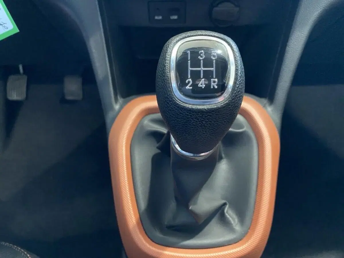 Hyundai i10 usata a Torino (11)