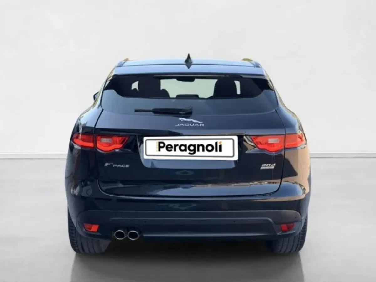 Jaguar F-Pace usata a Siena (6)